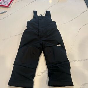 REI 3T Black Ski Bibs / Snow Bibs - Toddler